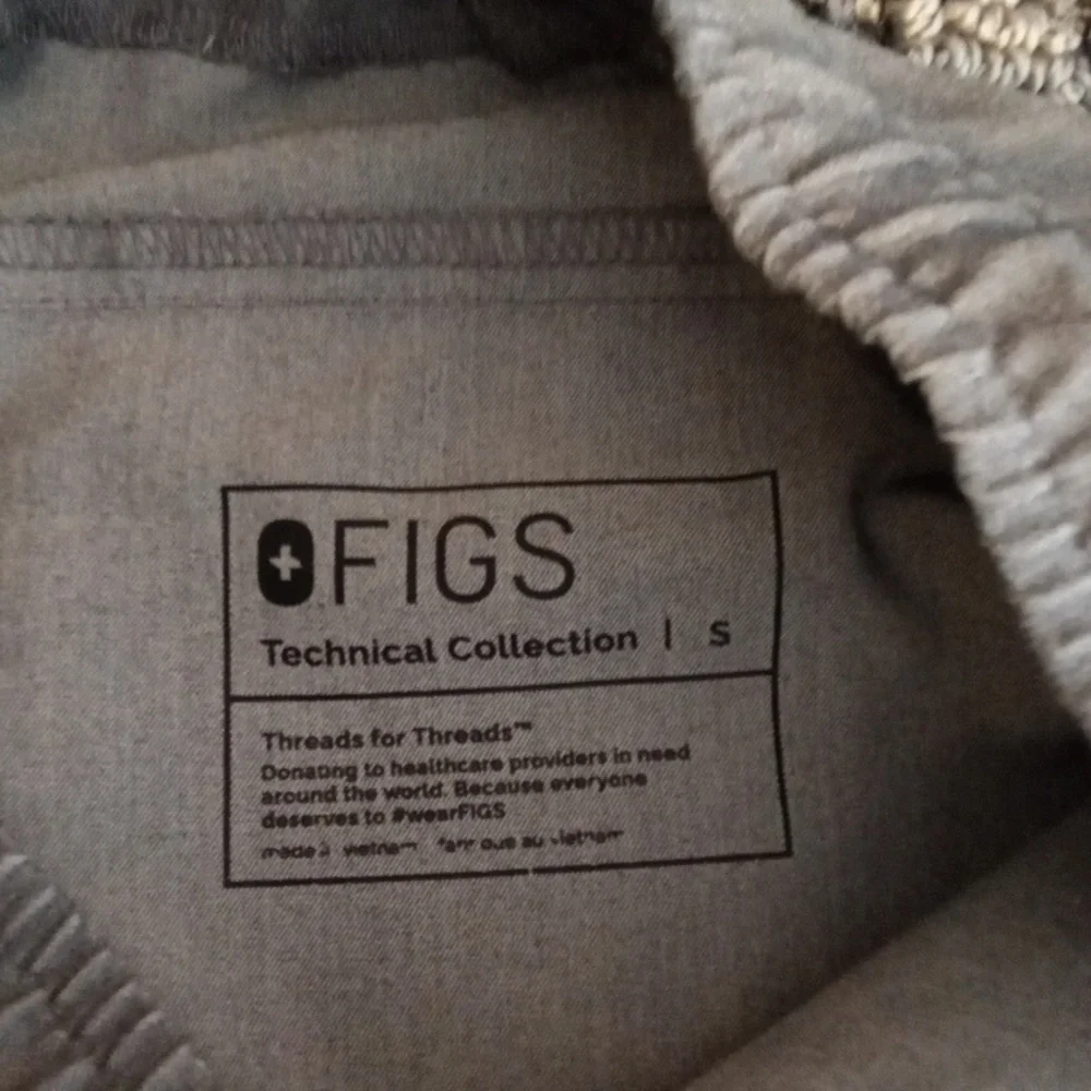 Figs tansen scrub